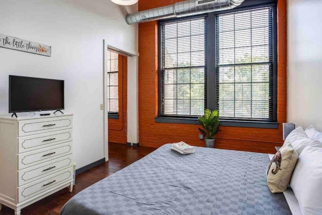 Апартаменты Ny Style Centric Loft With King Bed By Park Av. Рочестер Экстерьер фото
